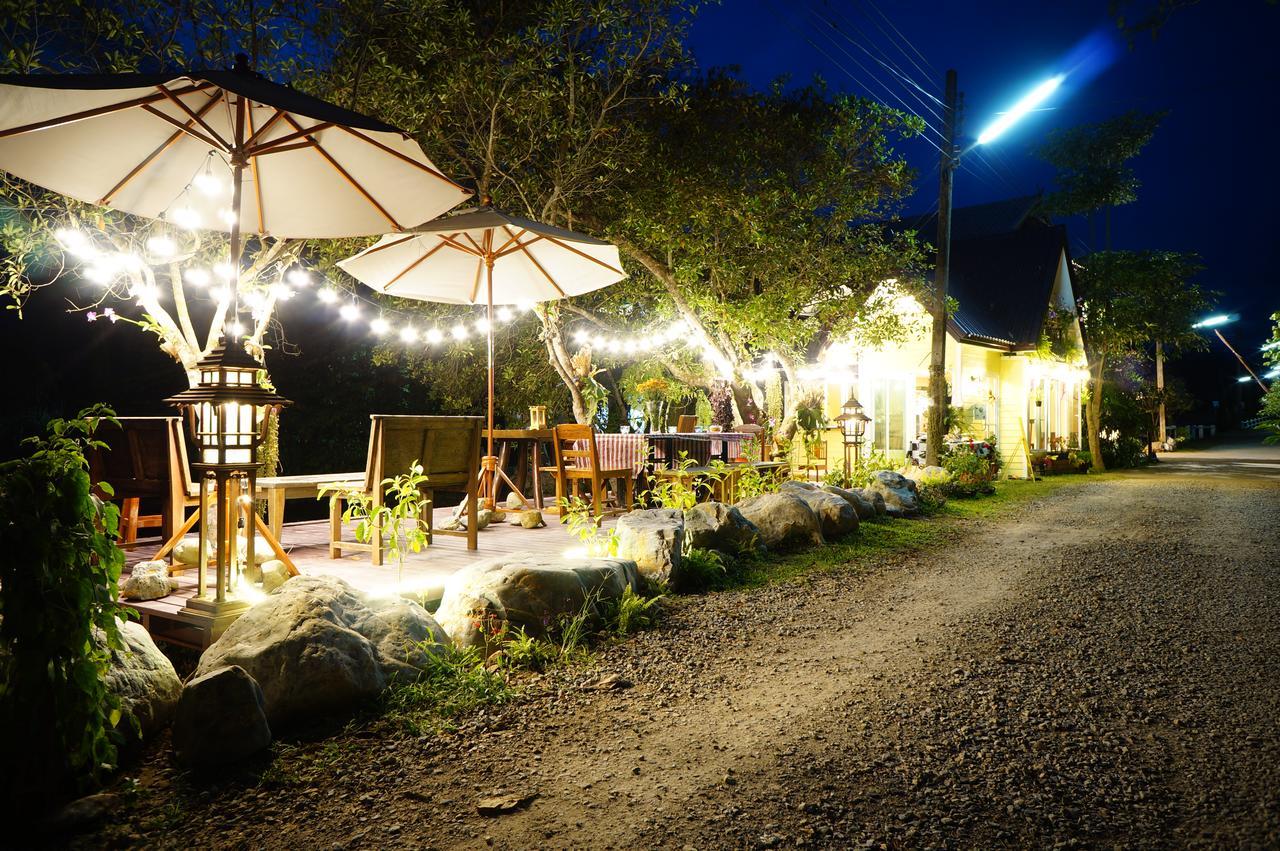 The Teak Resort Chiangdao Chiang Dao Bagian luar foto