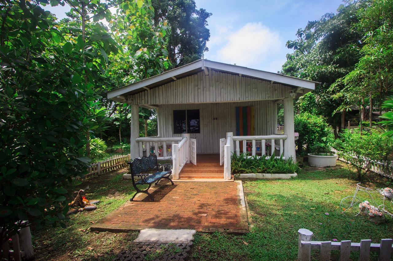 The Teak Resort Chiangdao Chiang Dao Bagian luar foto