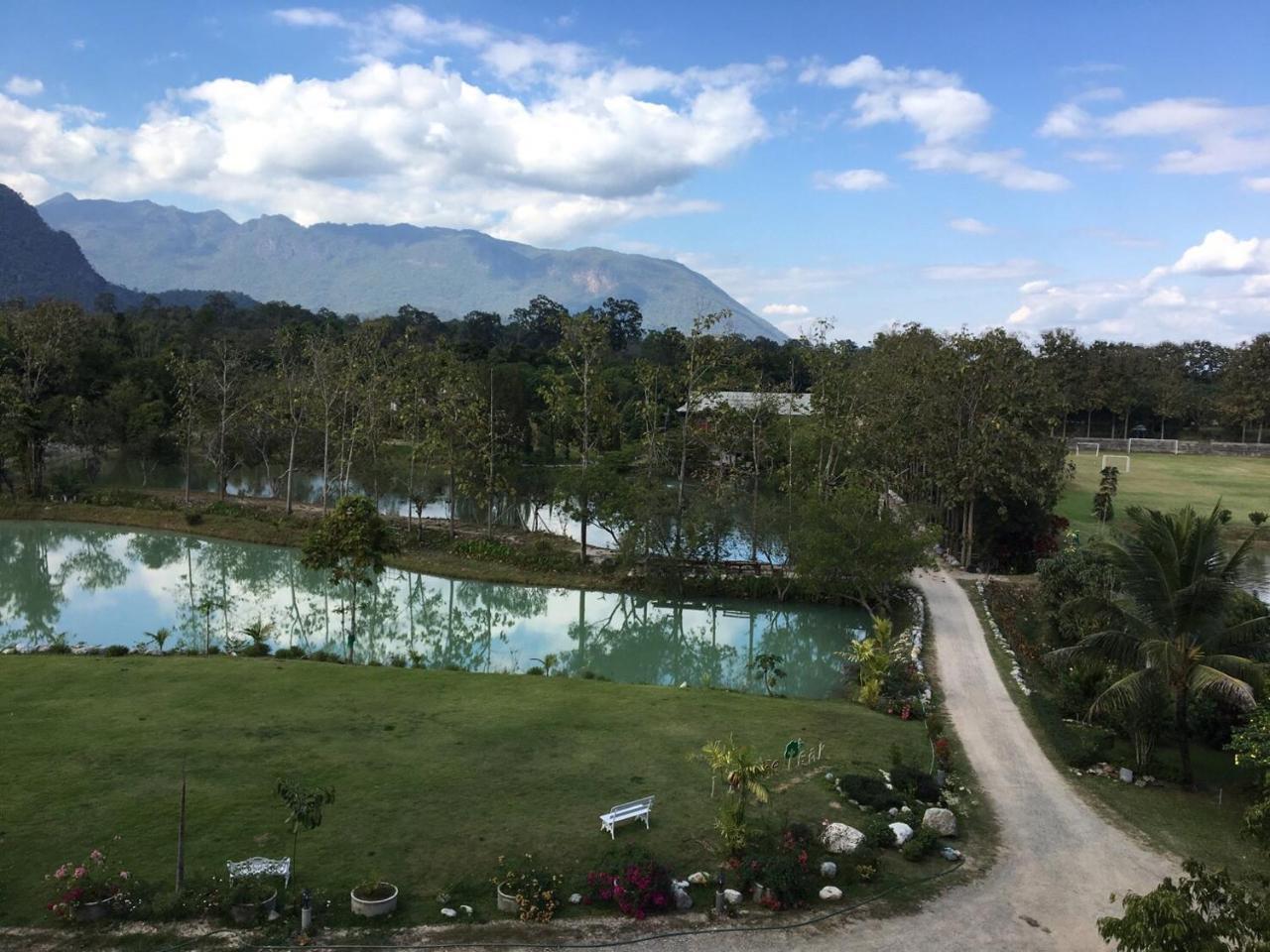 The Teak Resort Chiangdao Chiang Dao Bagian luar foto